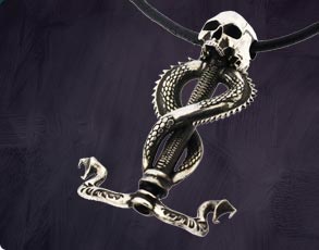 Lord Voldemort Kettenanh�nger Silber antik
